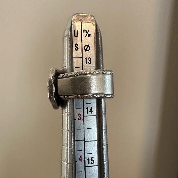 Pinky Spoon Ring - Picture 13 of 14